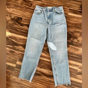 Abercrombie 90’s Straight Ultra High Rise Curve Love Denim